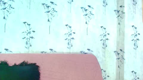 Mia  online show from March 11, 6:19 pm