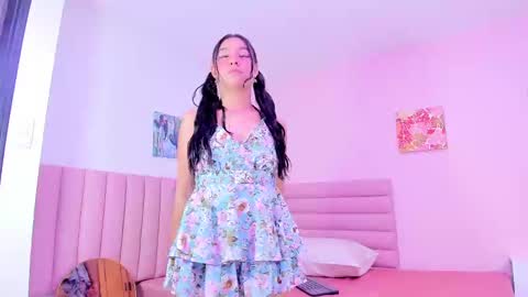Snapshot of mia_celezte chatting on September 14, 2:29 pm Celeste online show from September 14, 2:29 pm