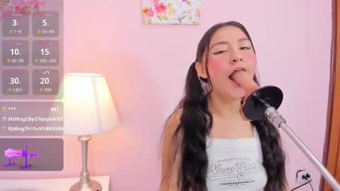 Snapshot of mia_celezte chatting on October 22, 12:29 pm Celeste online show from October 22, 12:29 pm