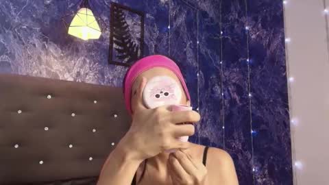 MIA online show from December 4, 1:00 pm