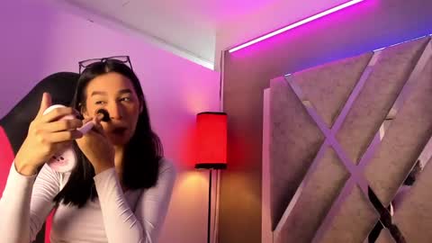 MIA online show from November 12, 1:02 pm