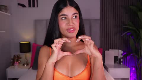 Mia  online show from April 16, 12:49 pm