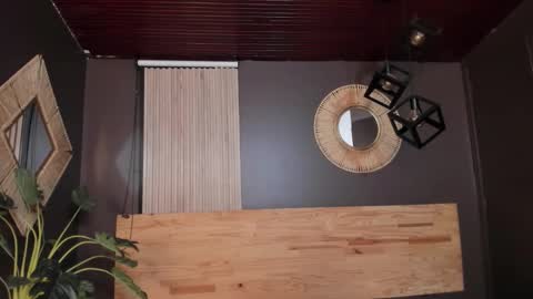 Val  online show from November 28, 11:28 am