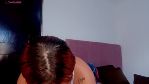 mia_lauryn online show from April 19, 8:00 pm