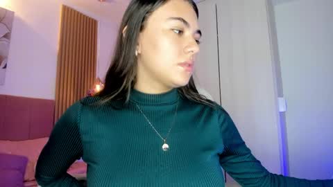 Mia Nevaeh - follow me online show from April 9, 7:30 pm