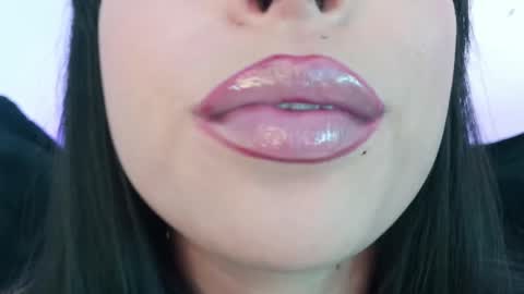 Mia online show from May 14, 2:10 am