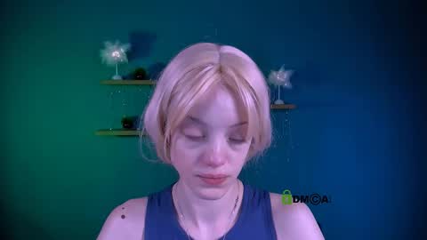 mia_starrr_ online show from February 1, 8:17 pm