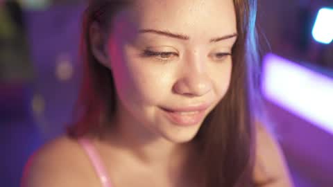 VixenMia online show from March 29, 4:03 am