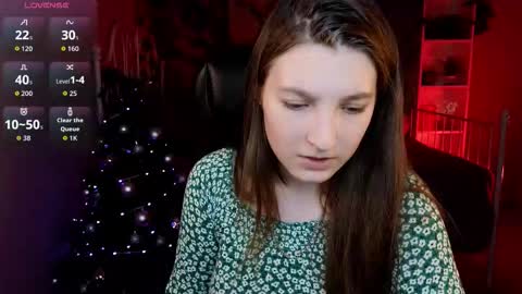 Mia online show from December 19, 10:22 am