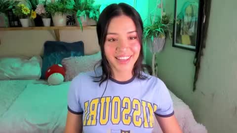 Miaa online show from November 25, 8:29 pm