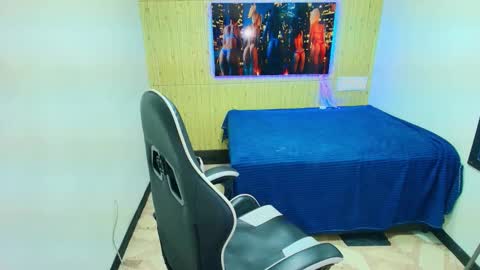       online show from January 14, 2:03 pm