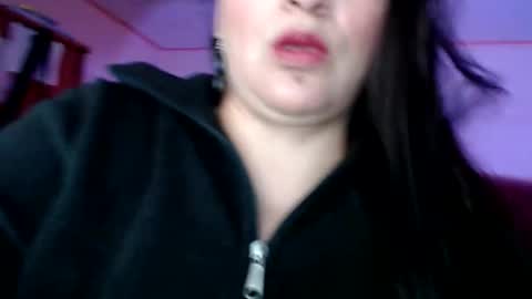 Snapshot of miaabrownn chatting on October 27, 10:54 pm MIA online show from October 27, 10:54 pm