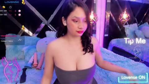 Mia online show from October 23, 1:51 am