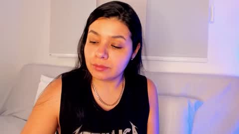 IG Yojanagomez  online show from January 16, 3:04 am