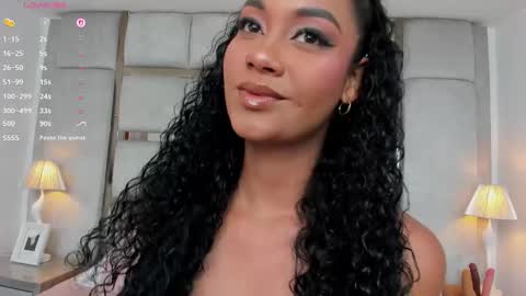 Call me Mia online show from September 27, 9:45 pm