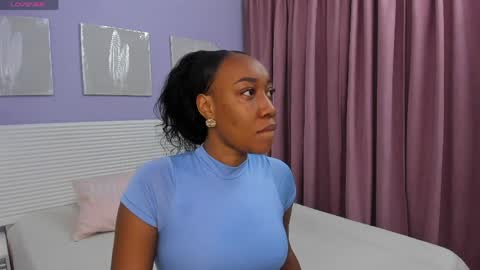 Mia  online show from April 9, 12:22 pm