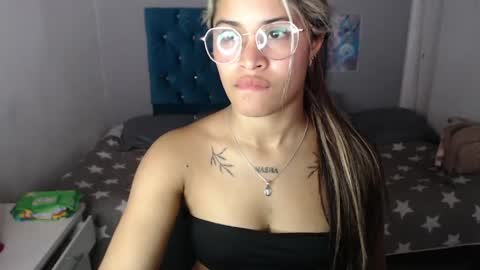 miafuckpussyhard online show from April 22, 4:03 pm