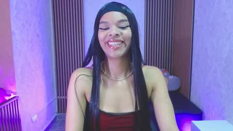 Mia online show from November 4, 3:19 am