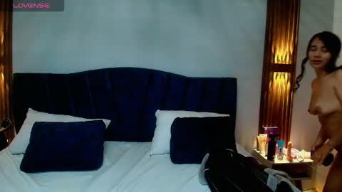 MIA HOTMEZ online show from October 16, 12:27 pm