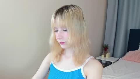 miakimiko online show from April 25, 1:52 am