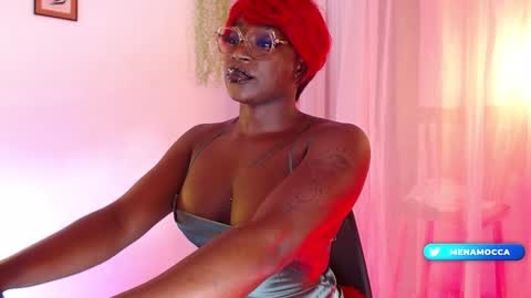 Snapshot of miaknox chatting on January 18, 11:22 pm Mia online show from January 18, 11:22 pm