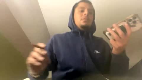 miamiclos1 online show from January 14, 7:06 am