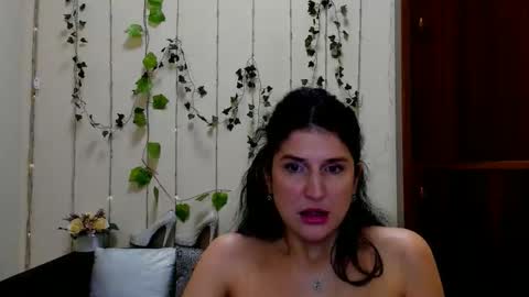 Alianna online show from March 20, 2:55 pm