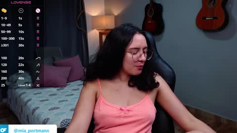 MIAPORTMANN online show from December 7, 3:47 pm