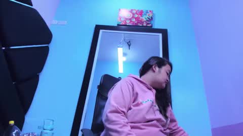 MiaRouse online show from April 19, 11:40 pm