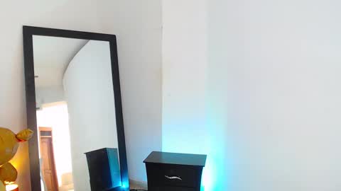 miascarlet_16 online show from December 15, 1:40 pm