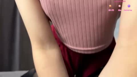 Mia online show from March 25, 7:26 am