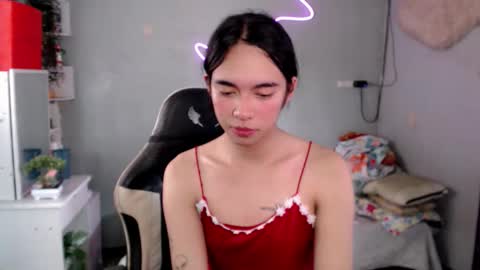 Mia online show from March 6, 6:34 am