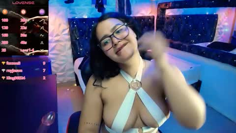 mia online show from October 28, 3:13 pm