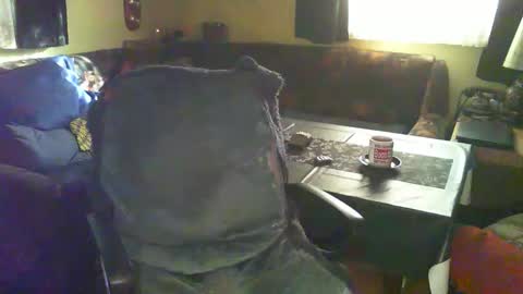 Micha online show from April 11, 4:00 pm