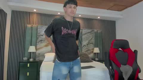 Michael online show from October 9, 9:09 pm