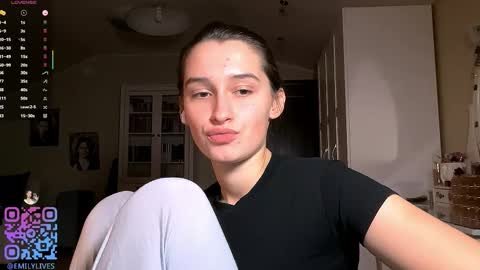 Emily online show from January 13, 2:36 pm