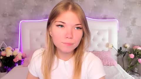 MichaelaFoxx online show from November 19, 1:21 pm