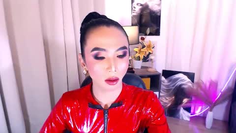 michaelagoddess online show from December 4, 10:48 am