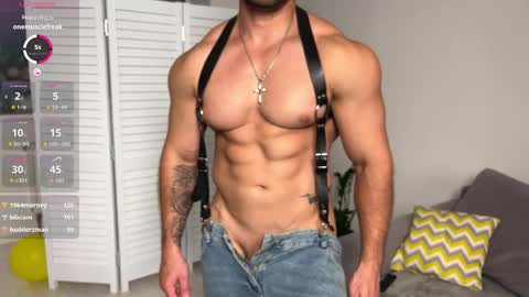 michaelbradley_for_u online show from September 28, 8:51 pm