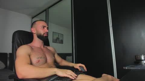 MichaelEvansx online show from October 21, 12:38 am