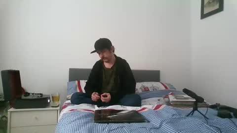 michaelmorgan387 online show from April 20, 2:20 pm