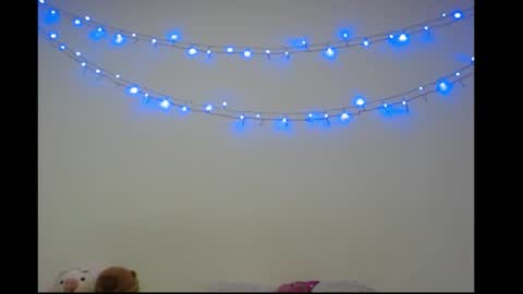 Michell online show from March 25, 3:02 am