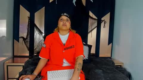 michell_rs online show from November 1, 4:33 am