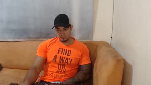 michelle_allen0104 online show from January 29, 9:12 am