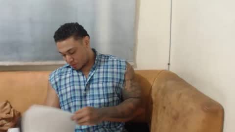 michelle_allen0104 online show from October 5, 3:59 am