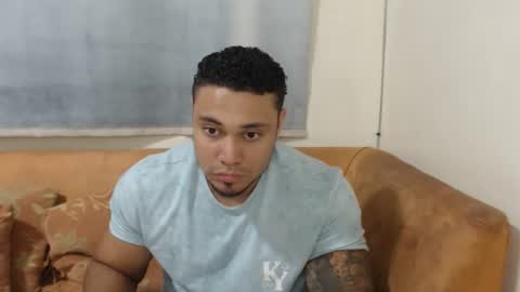 michelle_allen0104 online show from October 20, 5:12 am