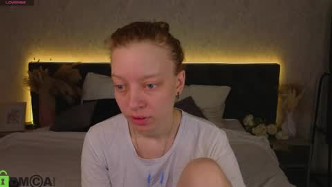 michelle_blond online show from April 21, 1:09 am