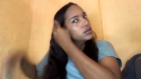 Anne Michelle online show from December 9, 6:25 pm