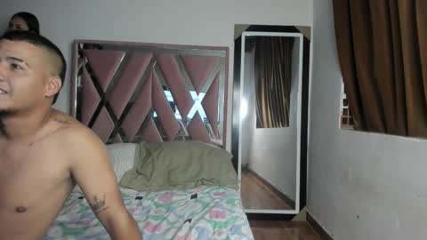 MICHELLE AND DAVID online show from February 17, 3:38 am