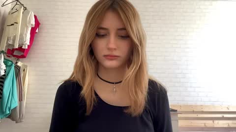 Jenny online show from April 9, 12:22 pm